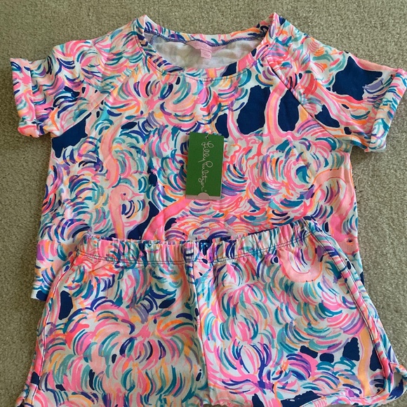 Lilly Pulitzer Other - Lilly Pulitzer mini dossie set size L kids